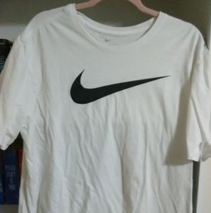 Black and White Nike T-shirt